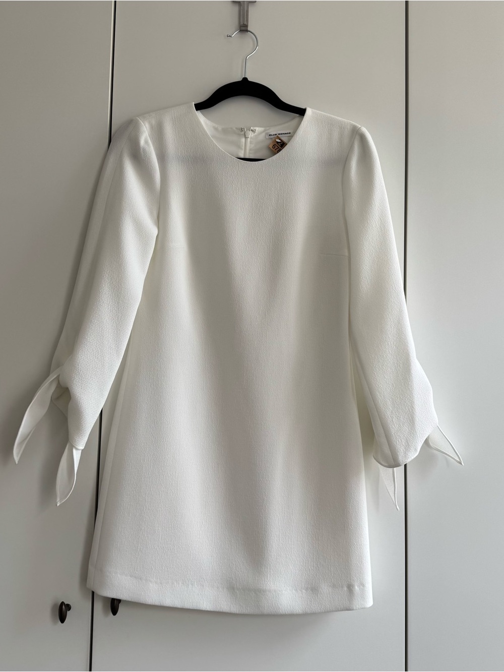 Club Monaco White Bow-Cuff mini dress
